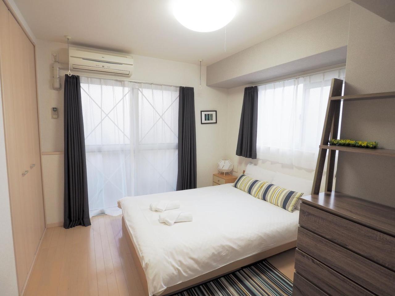 Yeah Room Zeus The Garden Osaka Exterior foto